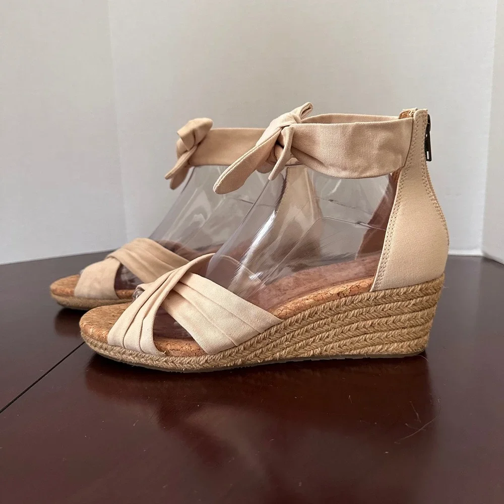UGG Espadrille Wedge Sandals Womens 9 Cream Bow Ankle Strap Cork Jute Summer
